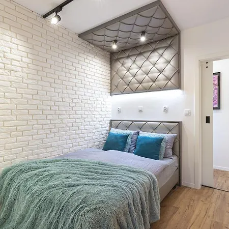 Sloneczny Z Widokiem Na Gory Lägenhet *