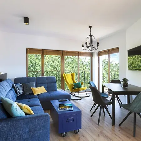 Sloneczny Z Widokiem Na Gory Lägenhet