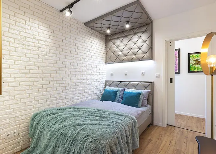 Sloneczny Z Widokiem Na Gory Lägenhet *